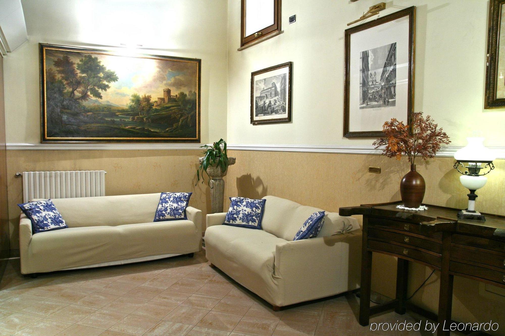 Hotel La Rovere Ρώμη Εσωτερικό φωτογραφία